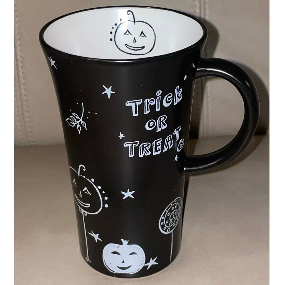 Vintage 2007 Starbucks Halloween Mug Matte Black Trick or Treat 14oz Pumpkin Cup